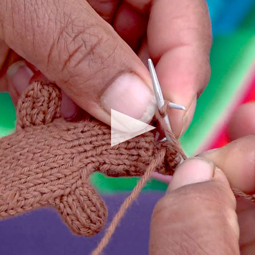 Veronica Cruz Knits a Bear Finger Puppet