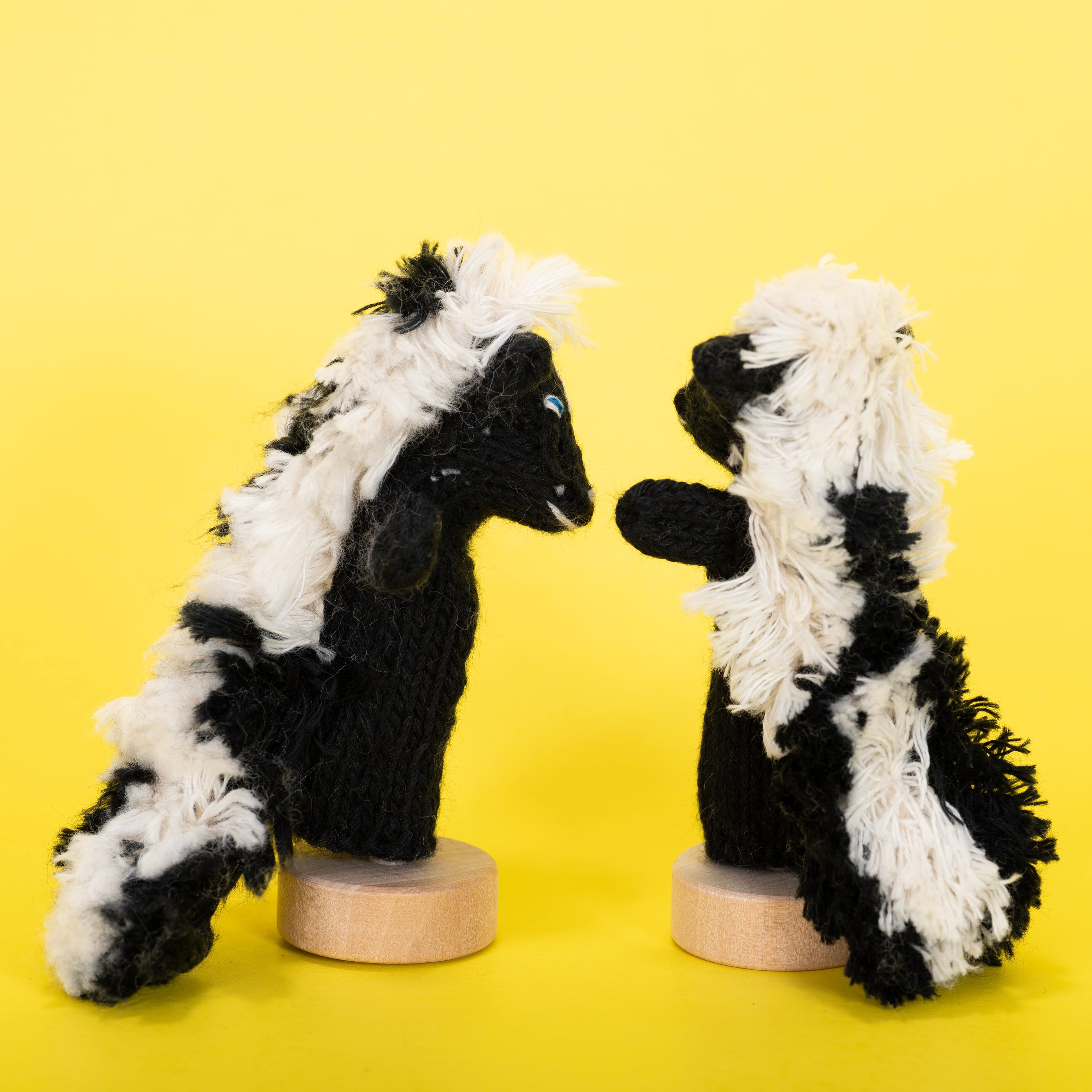 Skunk - Organic Cotton Finger Puppet