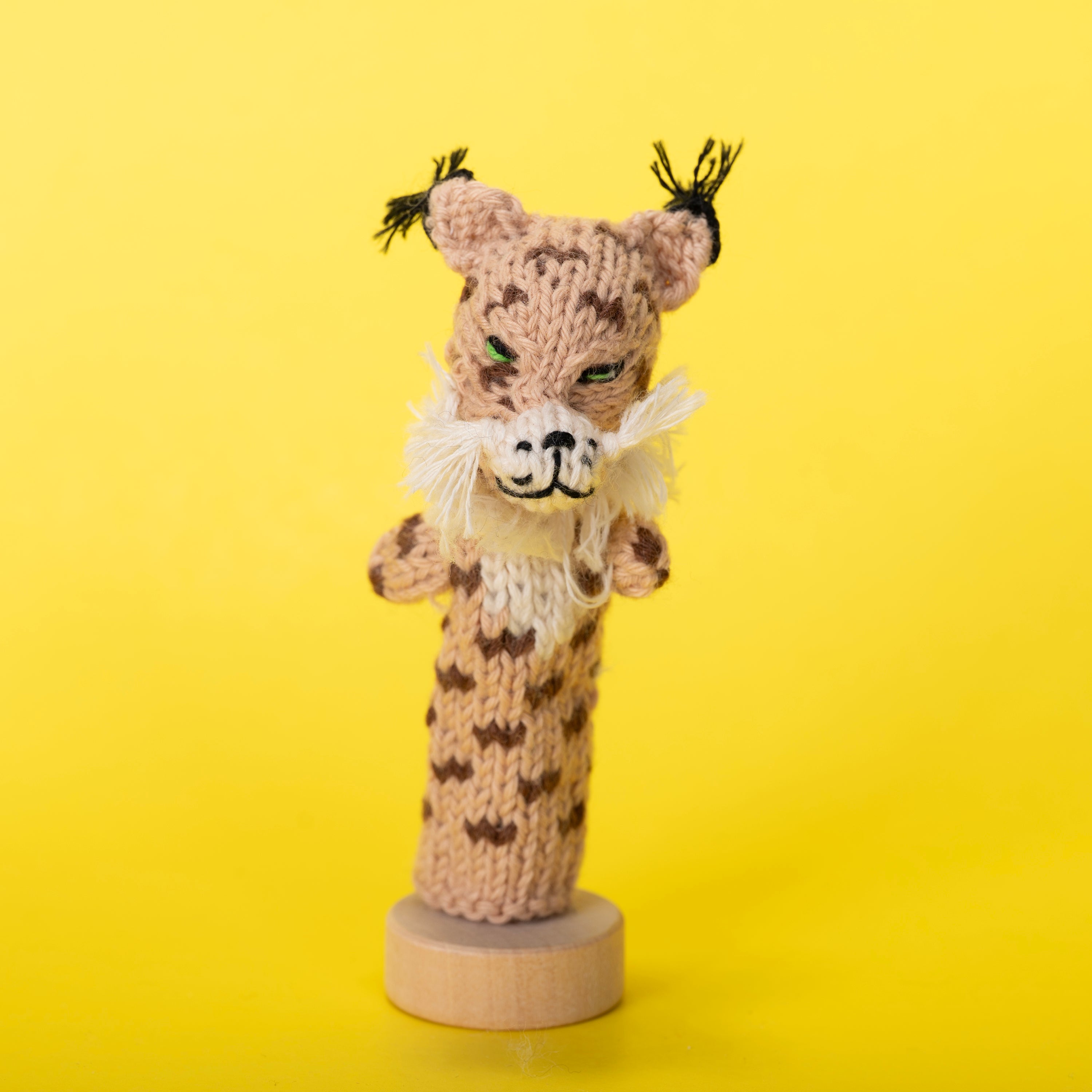 Bobcat - Organic Cotton Finger Puppet