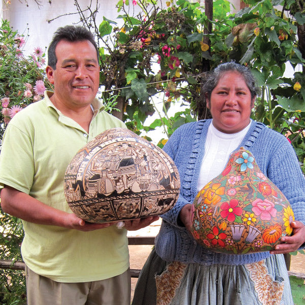 Meet Gourd Artists Alejandro and Victoria