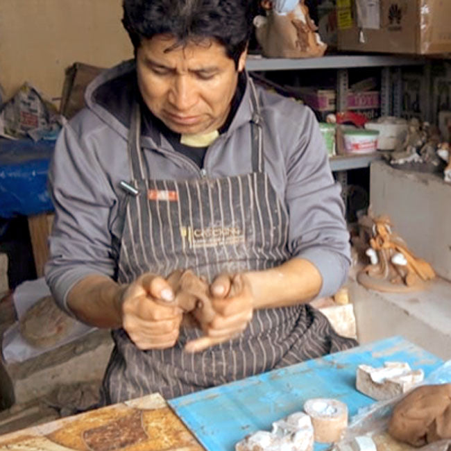 Richard Chavez, Peruvian Master Ceramist, Creating a Nativity