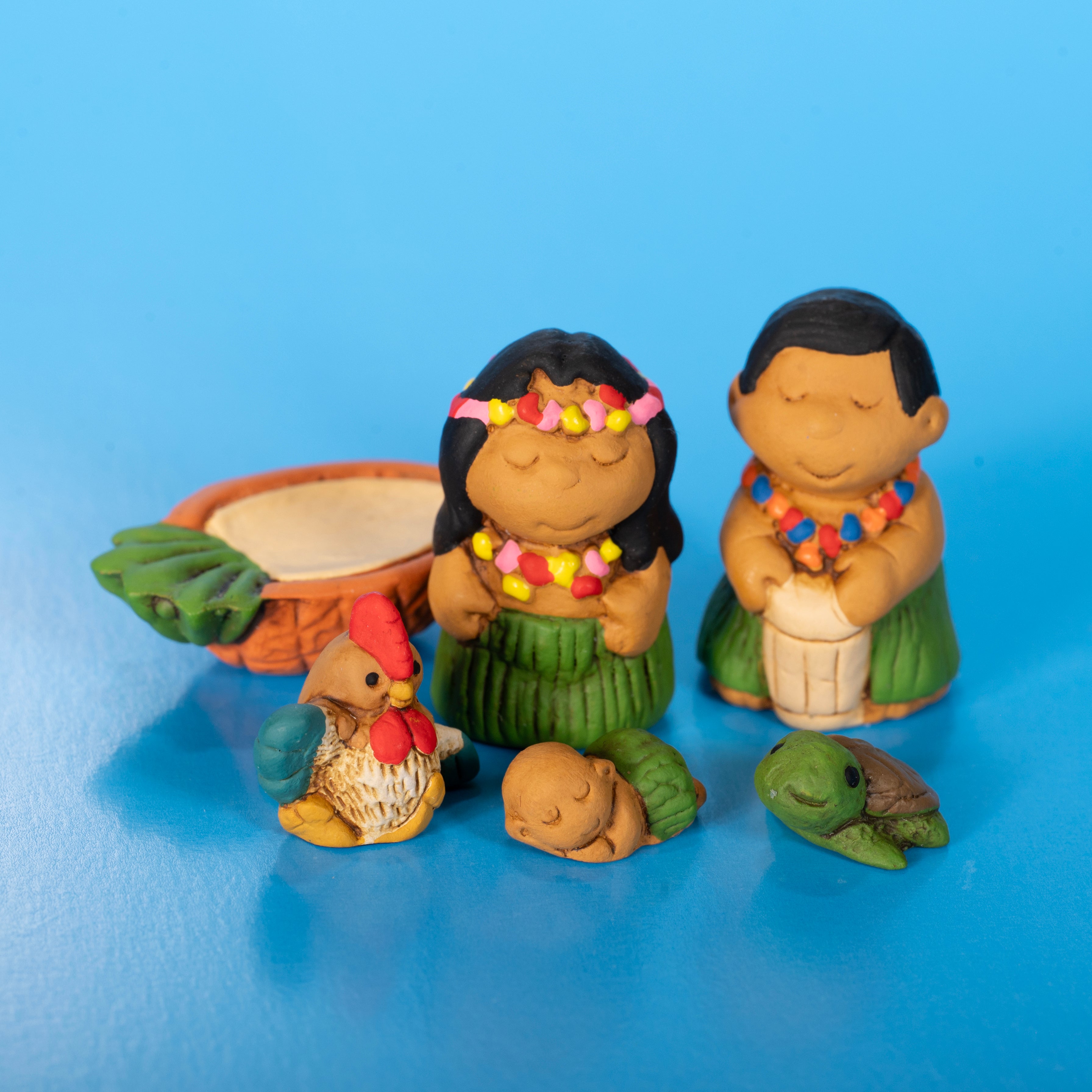 Hawaiian - Mini Nativity Set of 6, 1" H