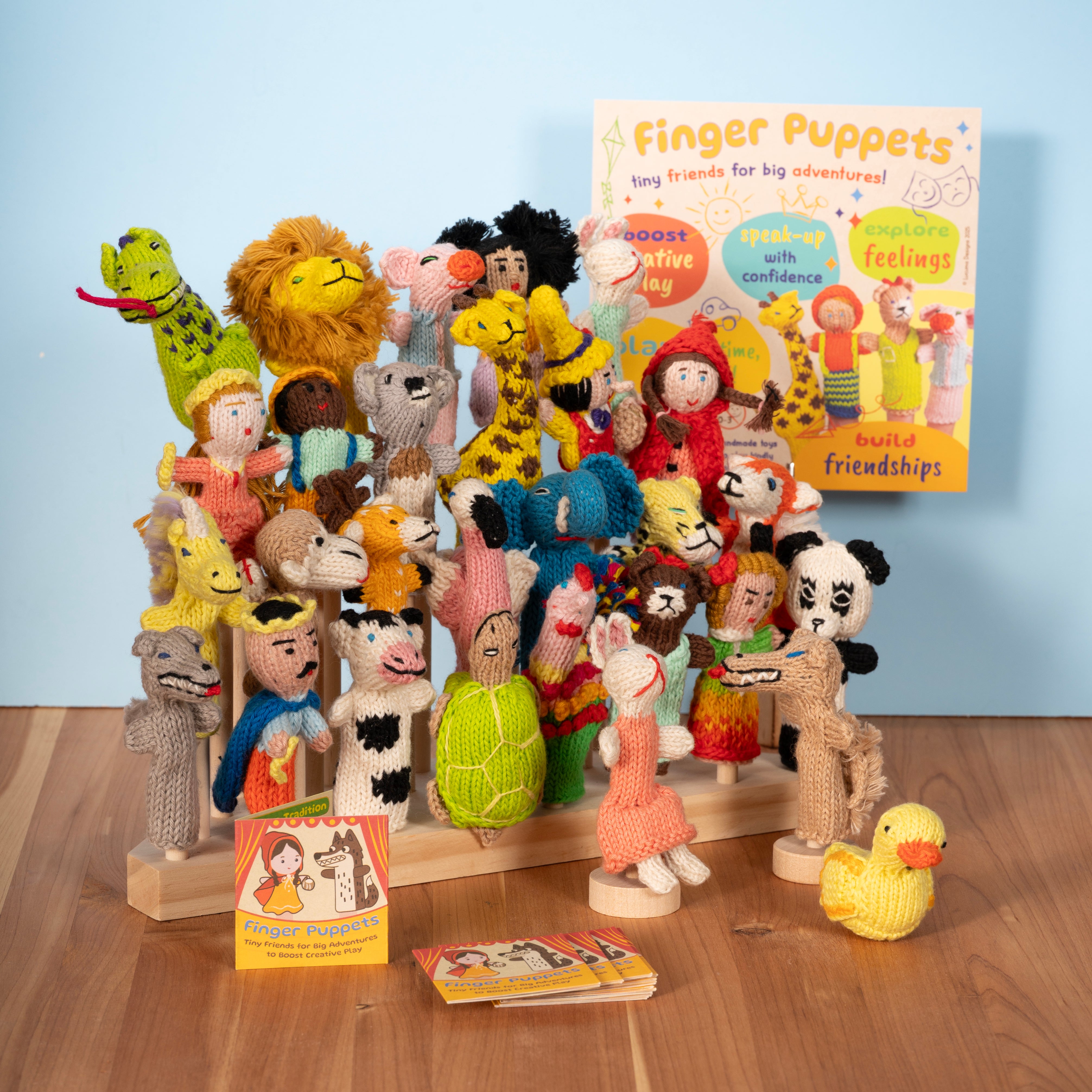 Play & Tradition - Finger Puppet Sign (6")