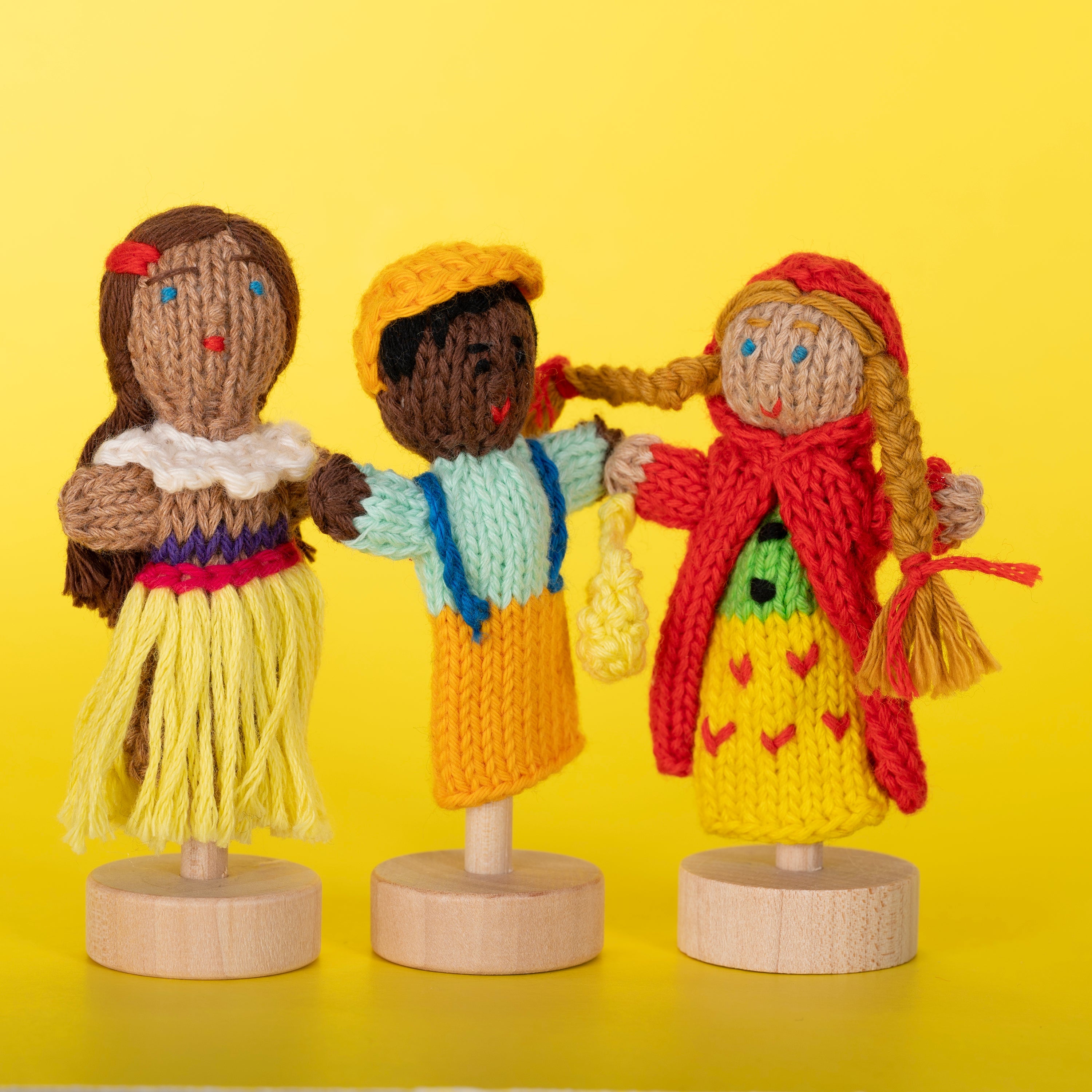 People Mix Organic Cotton Finger Puppet (sold in 50's)