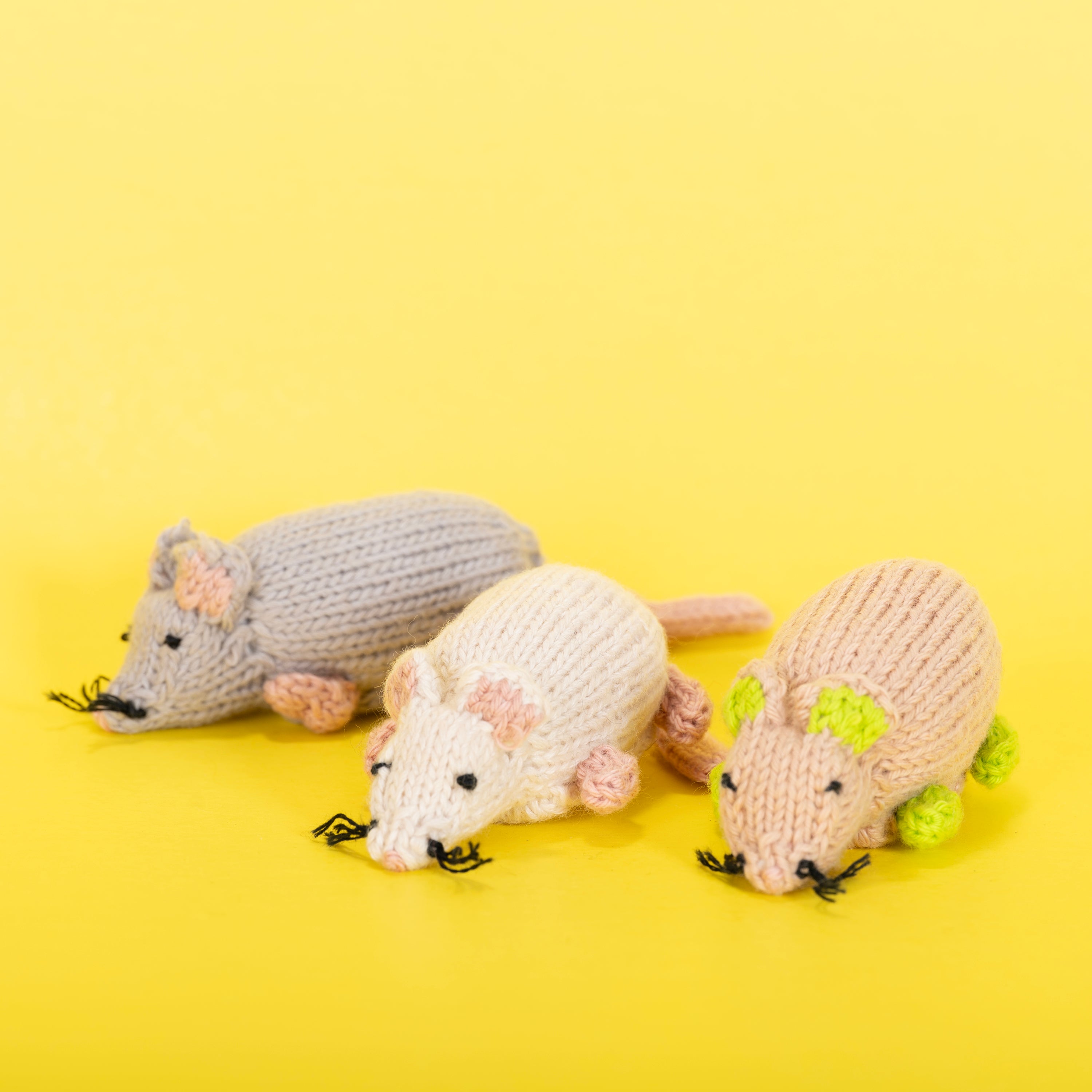 Mouse - Organic Cotton Finger Puppet