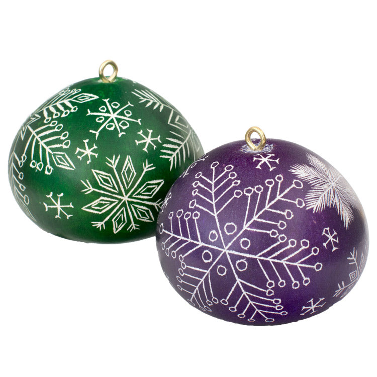 Snowflakes - Mini Gourd Ornament  Hand painted gourds, Christmas pickle  ornament, Gourds crafts